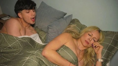 Stepmom Fuck - Monique Fuentes Hotel Surprise (19/4/26)